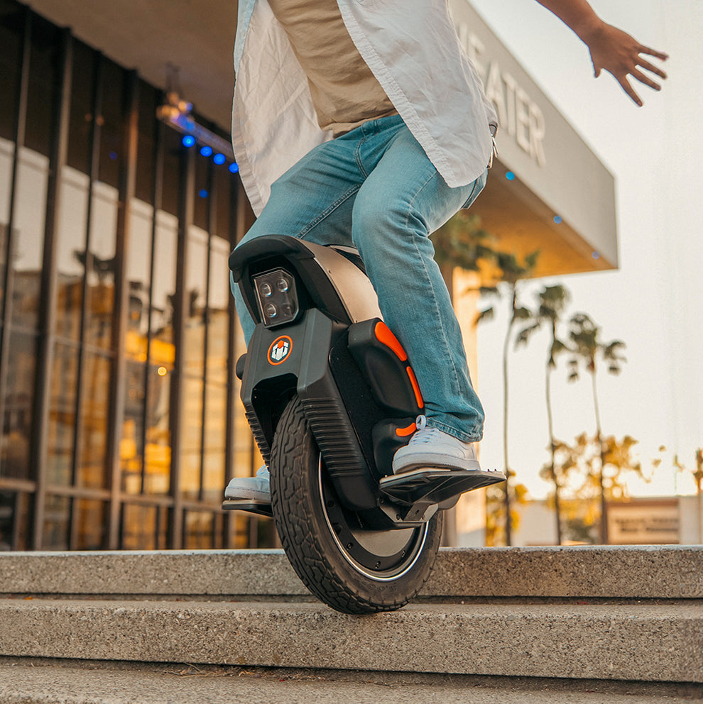 Inmotion Machine INMOTION V12S | Shine Bright. Move Different - INMOTION